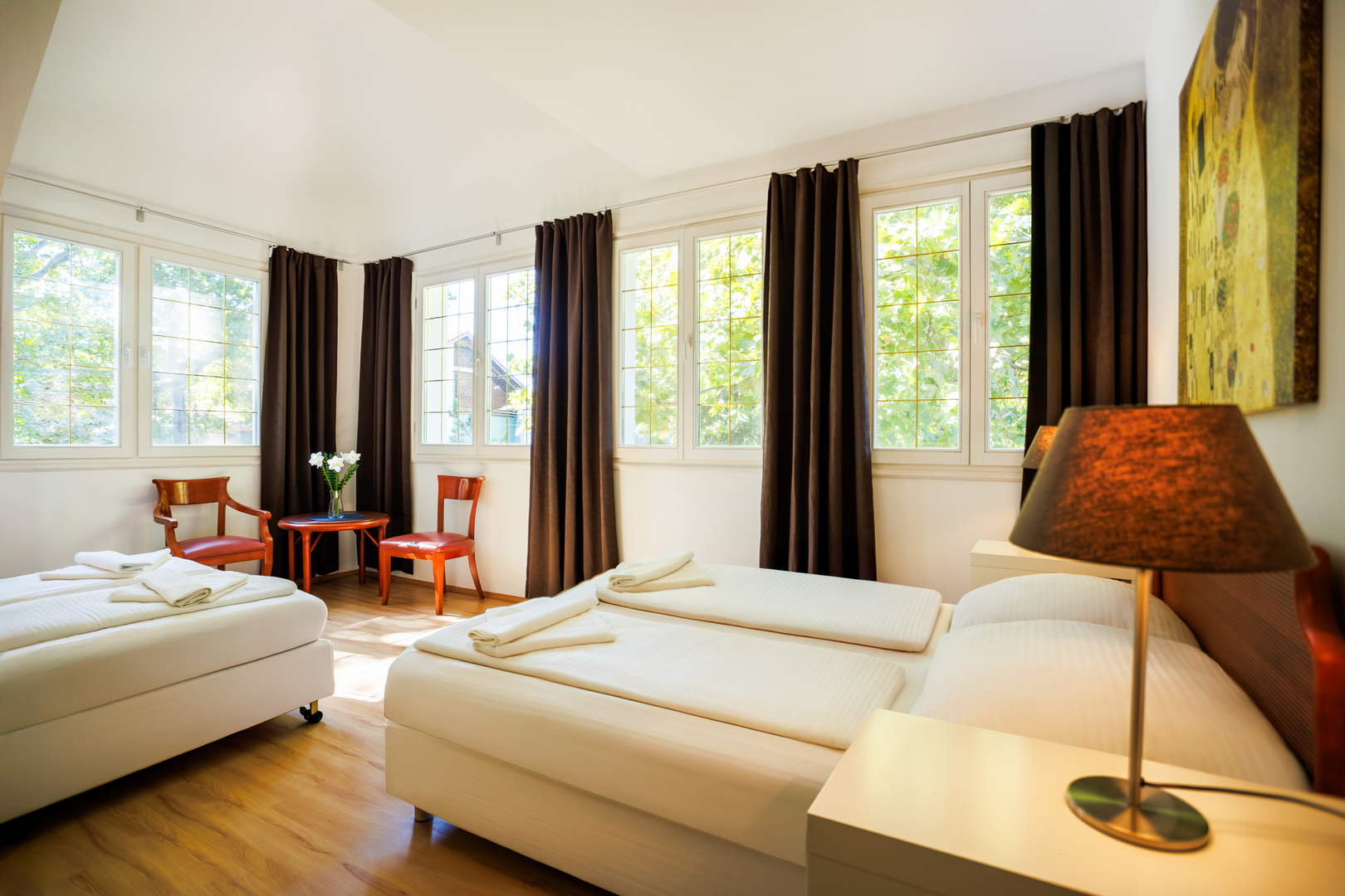 kilátás az udvarra